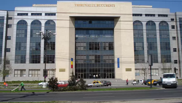 Aproape 12.000 de persoane primeau pensii de serviciu în iunie. Magistrații aveau cea mai mare medie, de 25.613 lei