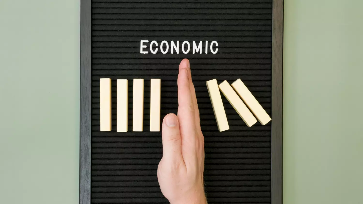 Cum îți protejezi economiile de inflație. Cele mai sigure metode prin care îți poți proteja banii