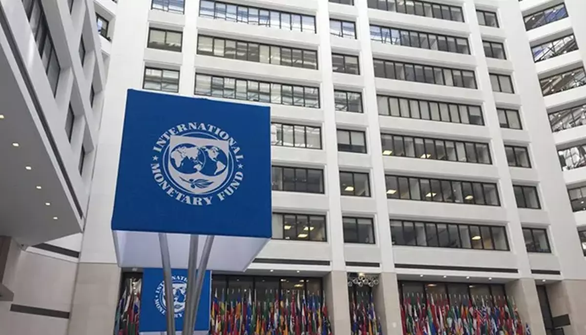 FMI reduce prognoza pentru economia globală la 3%. Războiul scumpește energia, iar AI-ul ține investițiile în viață