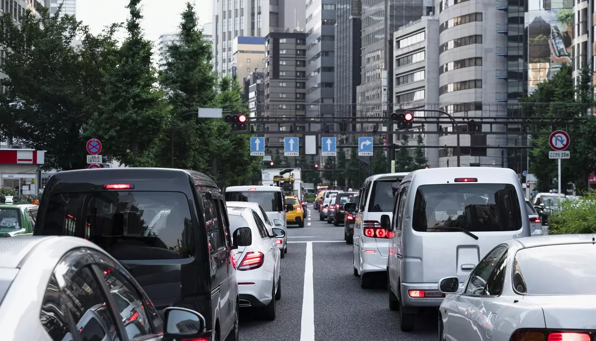 Industria auto europeană încearcă să se salveze producând armament