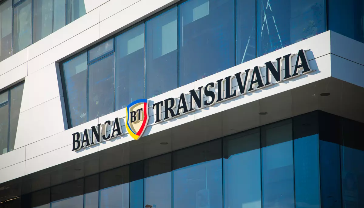 Fitch a urcat ratingul Băncii Transilvania la BBB. BT trece cu o treaptă peste România
