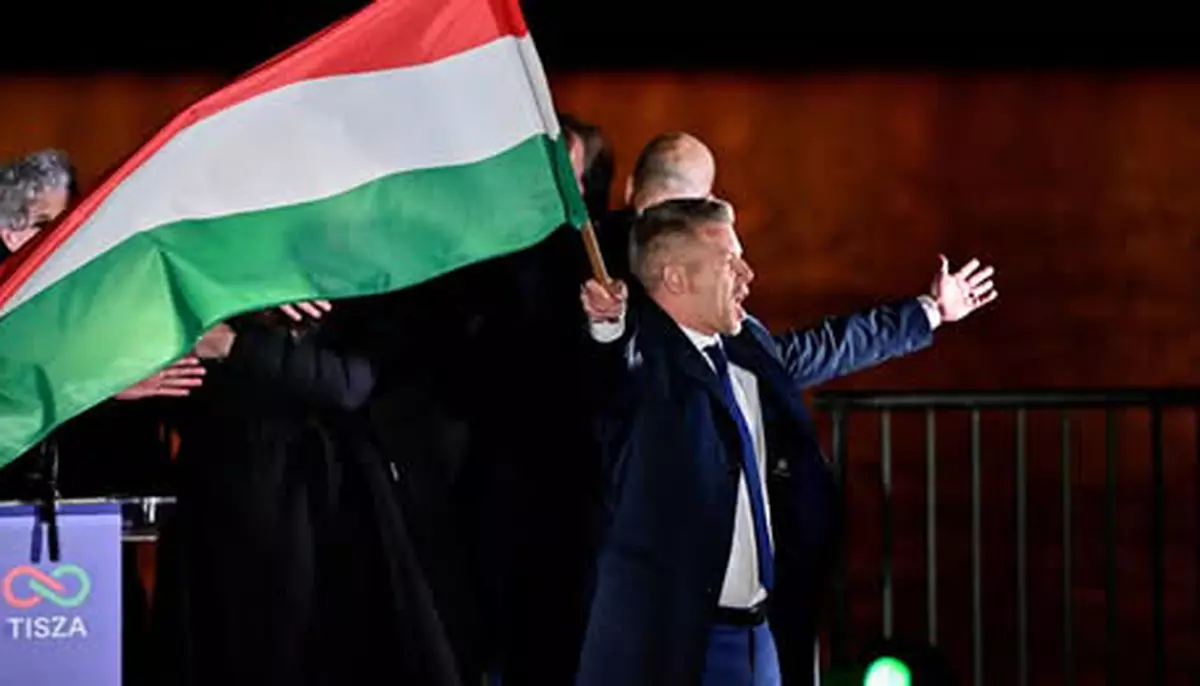 Cutremurul electoral din Ungaria: cu 70% din mandate, Tisza spulberă Fidesz , Magyar promite să dărâme ce a rămas în picioare