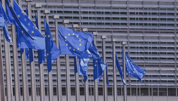 Comisia Europeană pregătește modificarea taxei pentru marile companii. Măsura ar putea debloca negocierile pentru viitorul buget