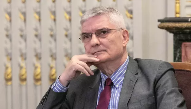 Dăianu: Reducerea taxelor în 2027 ar trimite România în „junk. Deficitul trebuie coborât spre 3% din PIB