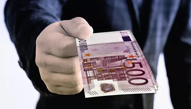 Companiile din zona euro ezită să majoreze prețurile. Presiunile inflaționiste sunt mai reduse decât în 2022