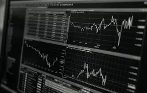 Contractele futures pe indicele S&P 500 în scădere. Vânzările din sectorul tehnologic au tras în jos indicele bursier american
