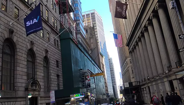 Wall Street închide pe verde.  S&P 500 și Nasdaq au cea mai bună lună din ultimii ani