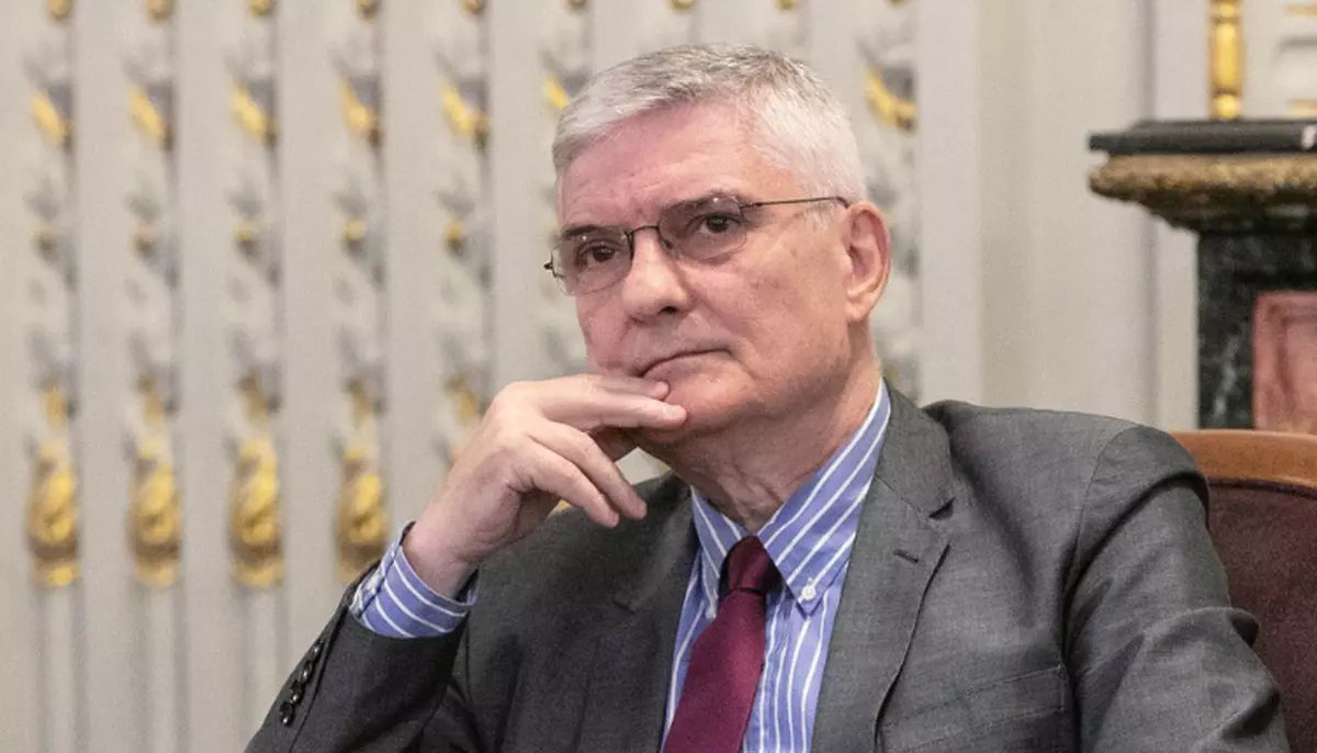 Daniel Dăianu explică de ce nu reușim să reducem deficitul bugetar: „Suspendarea regulilor fiscale nu înseamnă că nu trebuie să ne ocupăm de deficite”