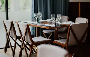Cât de vulnerabilă a devenit industria HoReCa. Scăderile a ajuns până la 50% în unele orașe