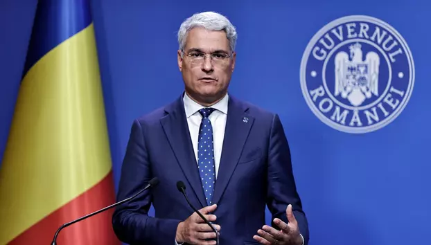 Noua grilă a salarizării ar putea majora salariile profesorilor, anunță Dragoș Pîslaru. Aplicarea este propusă din septembrie 2027