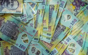 Deficitul comercial s-a redus în primul semestru din 2026 cu 2%. România importă în continuare mai mult decât exportă