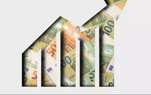 Cursul euro a depășit pragul de 5,2 lei. Moneda națională a României slăbește pe fondul tensiunilor politice