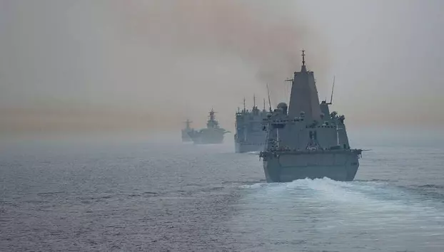 Iran și Oman introduc taxe pentru tranzitul prin Strâmtoarea Ormuz în contextul armistițiului cu SUA