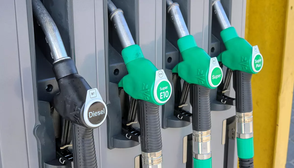 România a înregistrat cea mai mare scumpire a carburanților din UE. Prețurile au crescut cu 24,2% într-un an