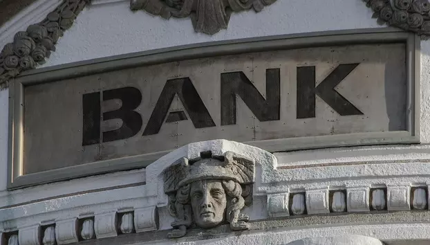 De ce băncile românești nu se extind în regiune? Excepția Victoriabank și regula prudenței